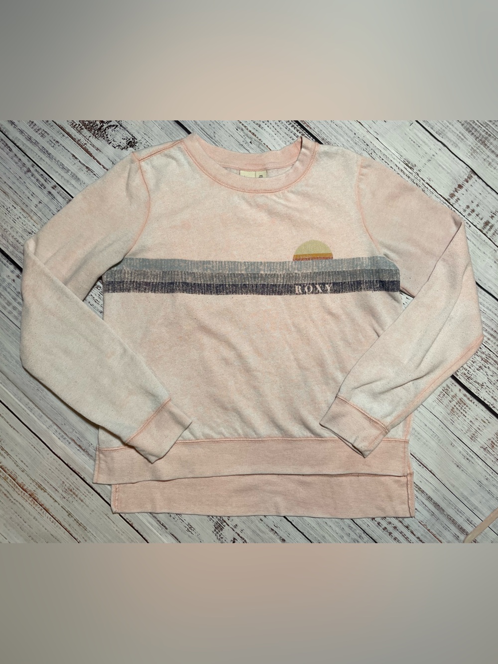 ROXY pullover crewneck sweatshirt. Size M